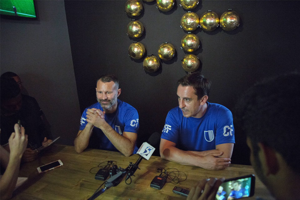 Ryan Giggs (left) and Gary Neville (right) at the official launch of Cafe Football. Photo courtesy of: Klix Photography
