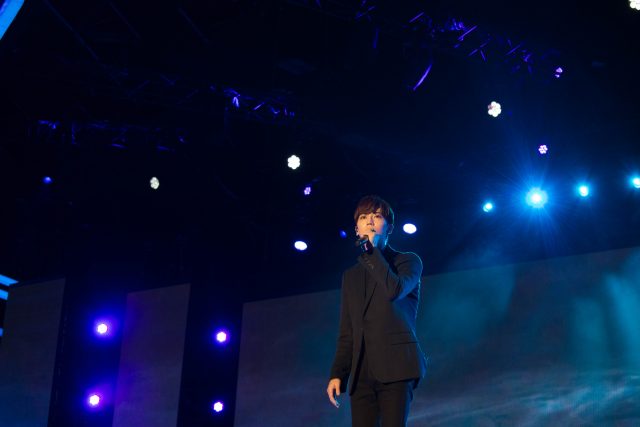 Bii performing at the Asian Television Awards 2017.