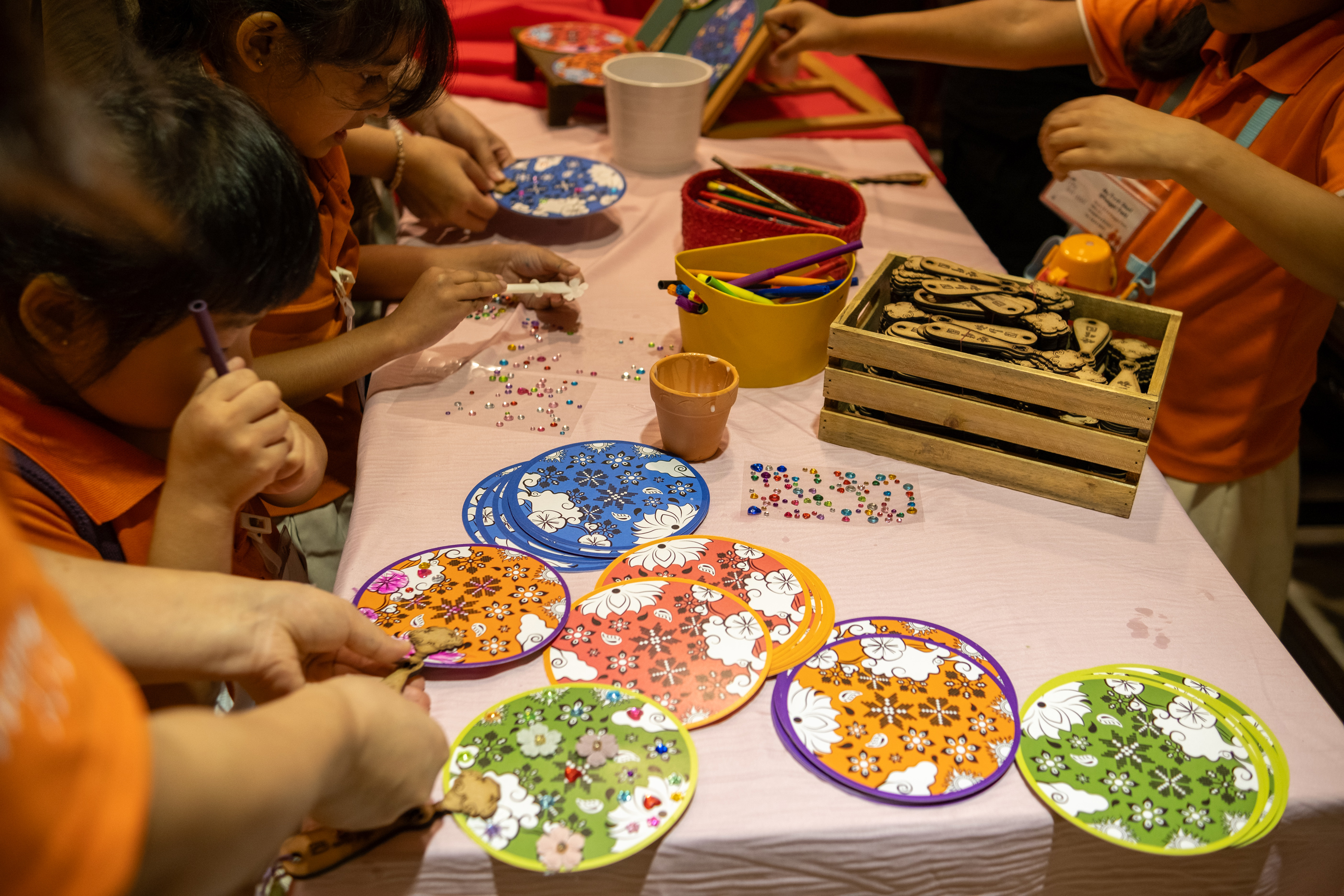 Drop-In Craft Station: Decorate your own paper fan activity at the Sun Yat Sen Nanyang Memorial Hall. 